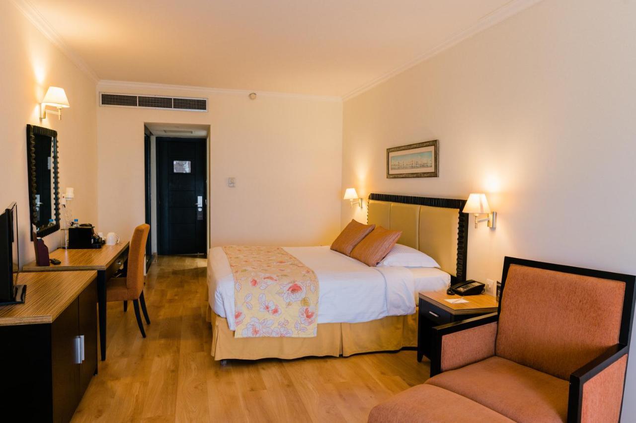 Elias Beach Hotel Limassol Luaran gambar