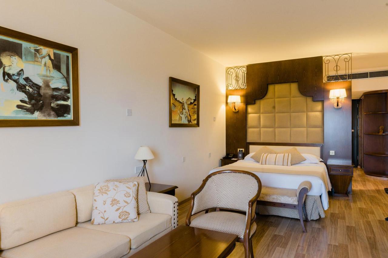 Elias Beach Hotel Limassol Luaran gambar